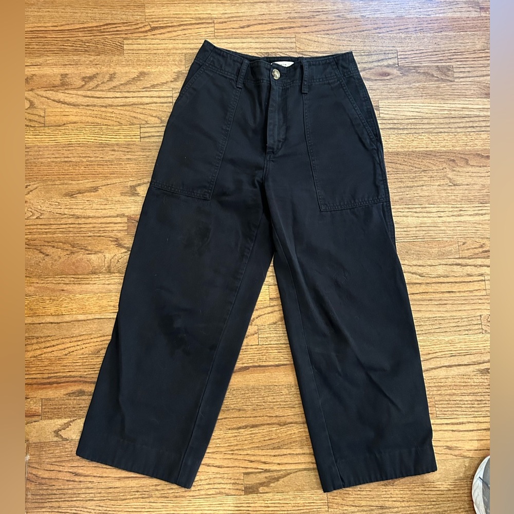 Vince wide leg cropped black cargo pant size 4 but taken in at the waist!